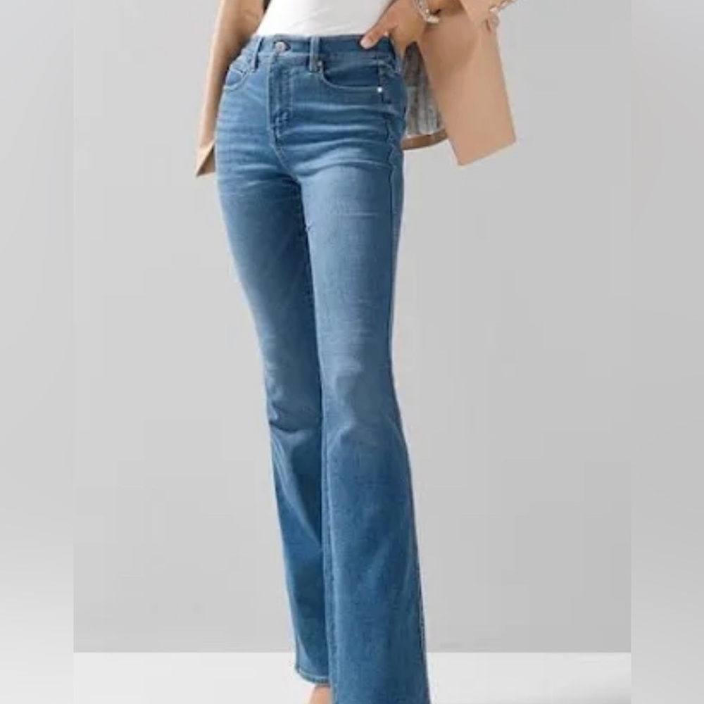 NWOT White House Black Market Never Worn Skinny Flare Size 6